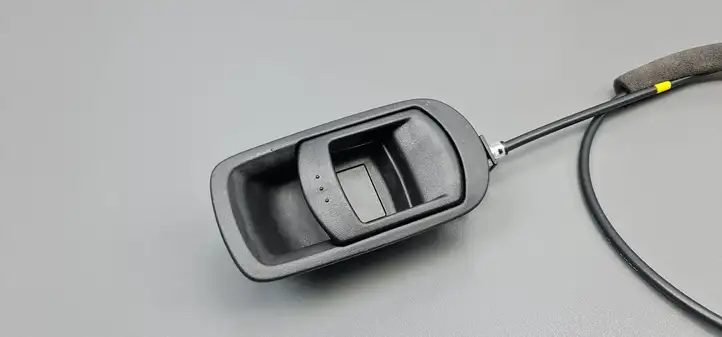 Mazda 6 (2012 - 2015) Ручка складывания заднего сиденья — фото 2