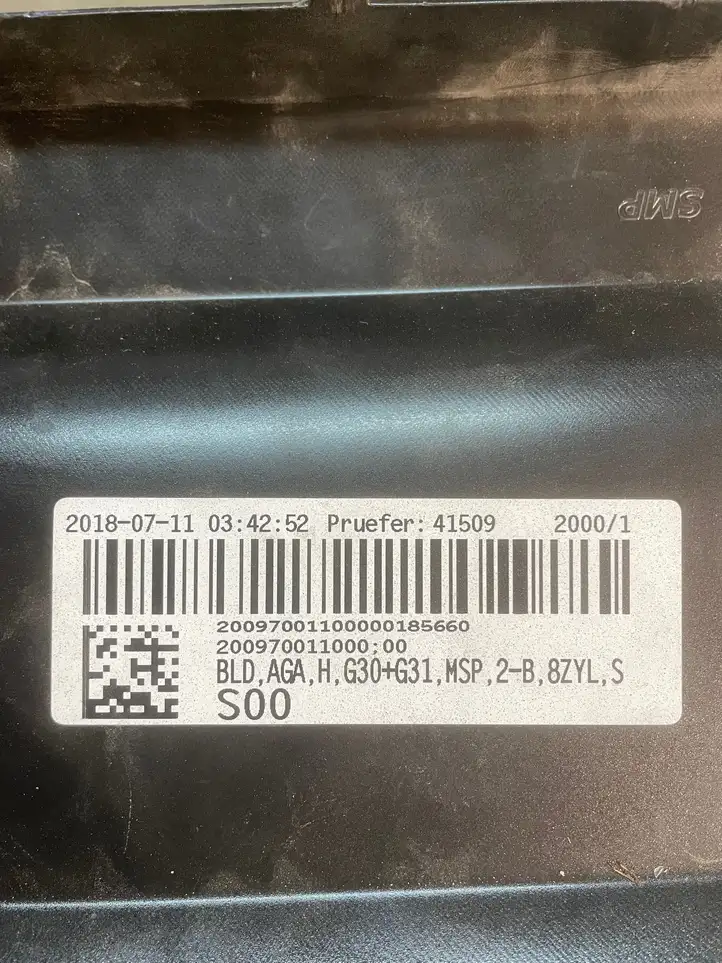 BMW 5 G30 G31 (2016 - ) 51128067763 Нижняя часть переднего бампера — фото 4
