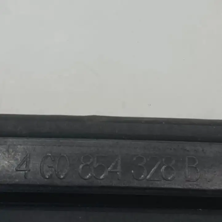 Audi A6 Allroad C7 (2014 - 2018) 4G0854328B Накладка стоек лобового стекла — фото 3