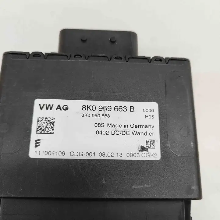 Audi A5 8T 8F (2011 - 2016) 8K0959663B Преобразователь напряжения — фото 7