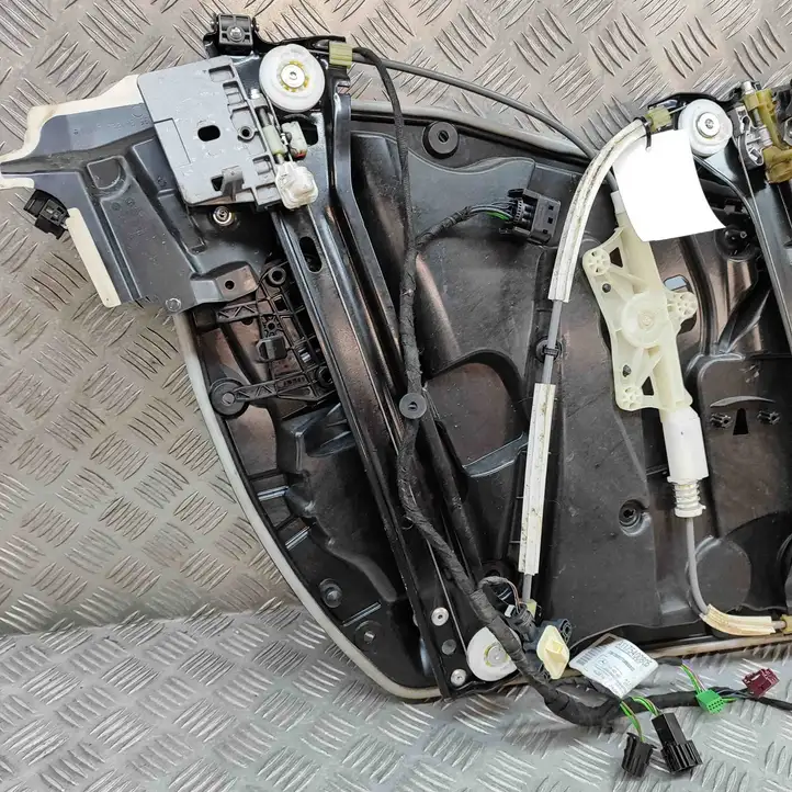 Mercedes-Benz CLA C117,X117,W117 (2013 - 2019) A1177230214 Электростеклоподъемник передний (комплект) — фото 3