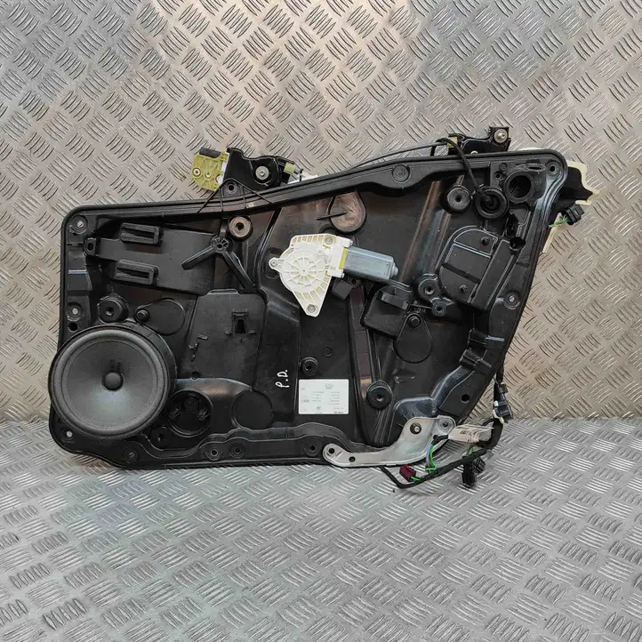 Mercedes-Benz CLA C117,X117,W117 (2013 - 2019) A1177230214 Электростеклоподъемник передний (комплект) — фото 4