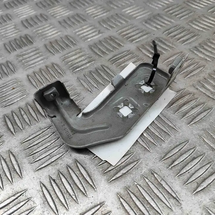 BMW 4 F32 F33 (2013 - 2017) 7255822 Крепление крыла — фото 3
