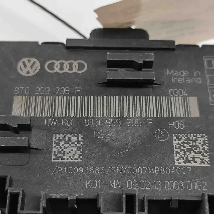 Audi A5 8T 8F (2011 - 2016) 8T0959785F Блок управления дверью — фото 5