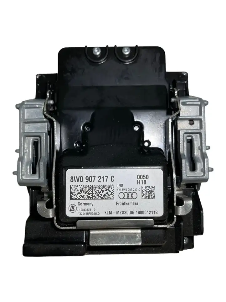 Audi A4 S4 B9 (2015 - 2019) 8W0907217C Камера в лобовом стекле — фото 1