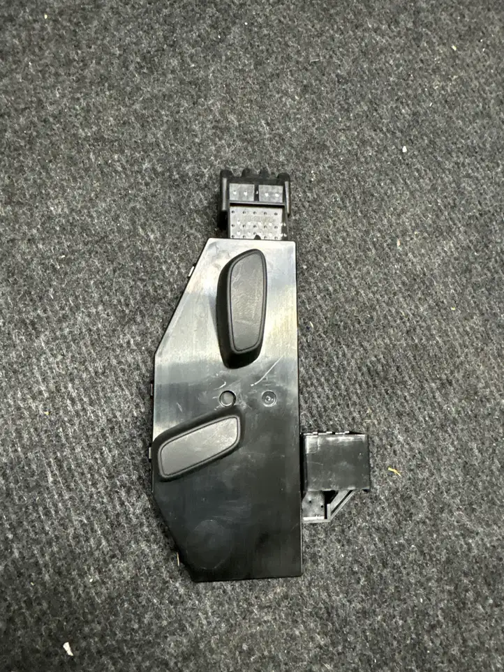 Chevrolet Camaro (2015 - 2018)  23248803 Модуль управления сидением