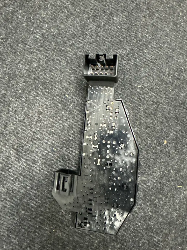 Chevrolet Camaro (2015 - 2018)  23248803 Модуль управления сидением