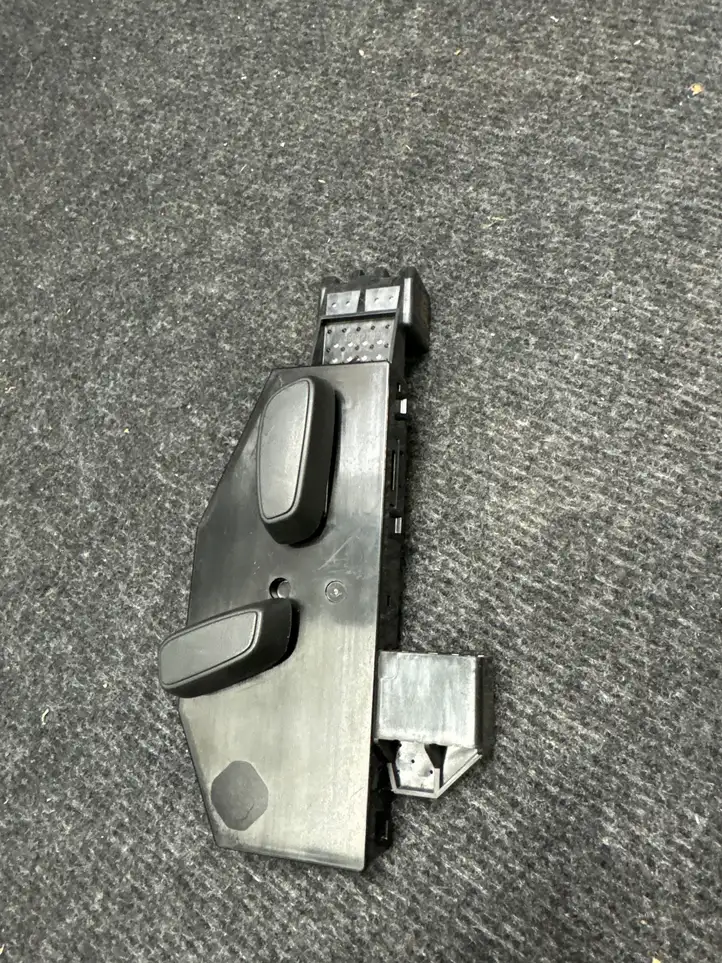 Chevrolet Camaro (2015 - 2018)  23248803 Модуль управления сидением