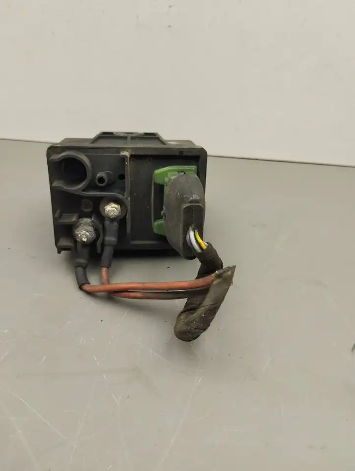 Peugeot 406 (1999 - 2006)  0281003005 Реле подогрева свеч