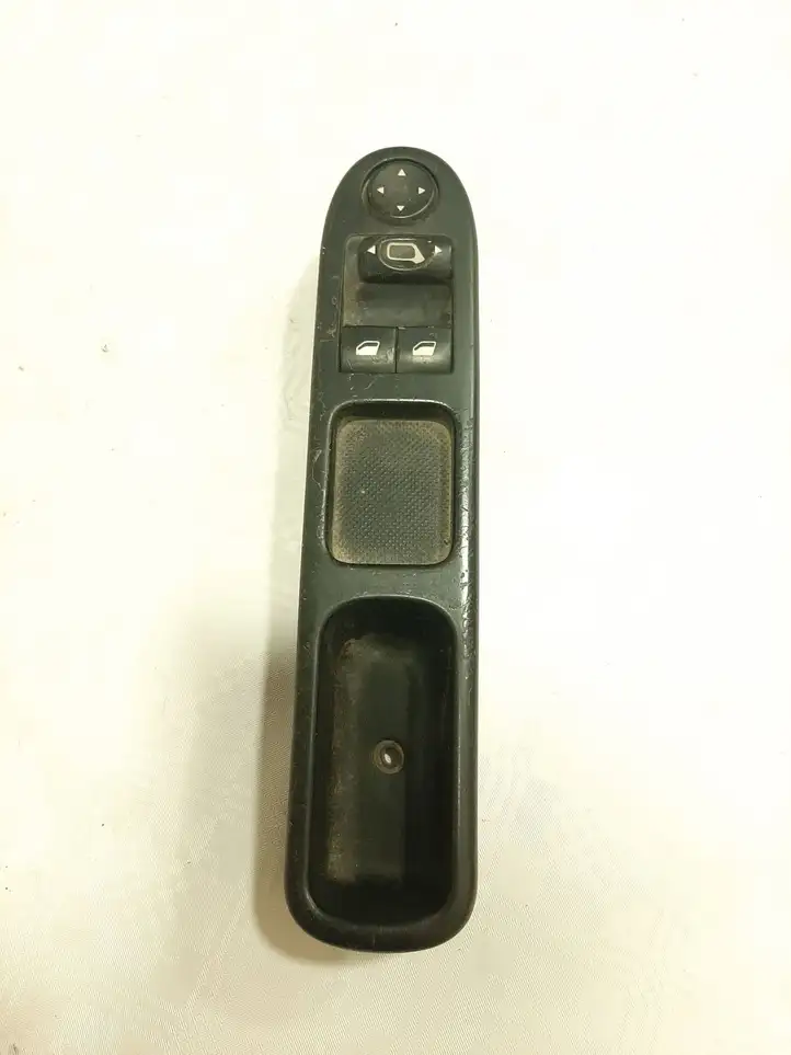 Peugeot 307 CC (2001 - 2005) 96351622XT Блок кнопок стеклоподъемников — фото 1