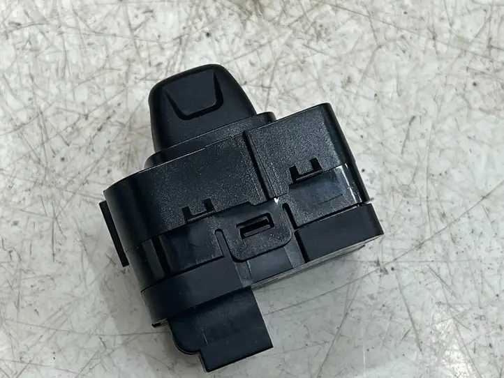 Porsche Cayenne (9Y0 9Y3) (2018 - )   Кнопки рулевого колеса