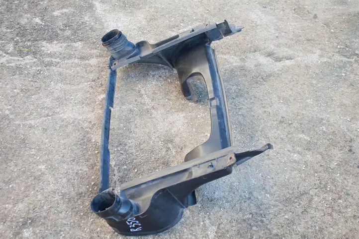 Mercedes-Benz R W251 (2005 - 2013)  2515000016 Отделка радиаторов