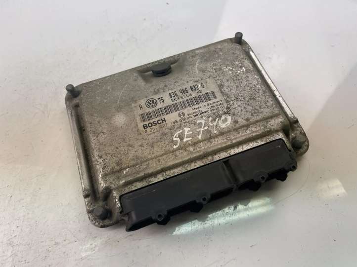 036906032G Volkswagen Golf IV Galios (ECU) modulis