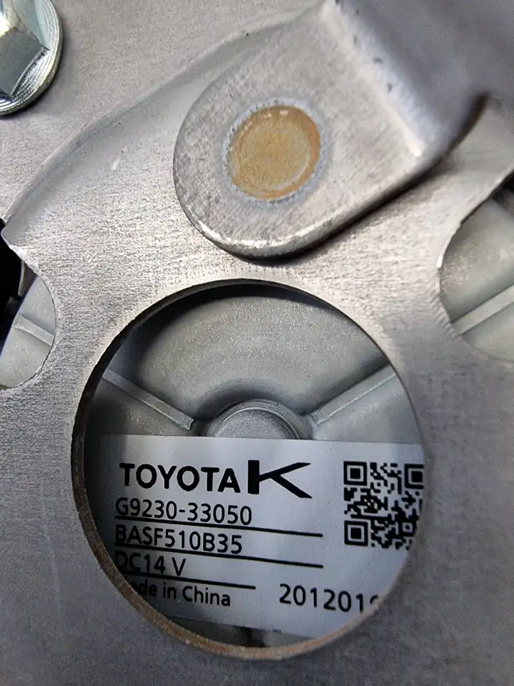 Toyota RAV 4 (XA50) (2018 - ) G923033050 электрический вентилятор батареи автомобиля — фото 5