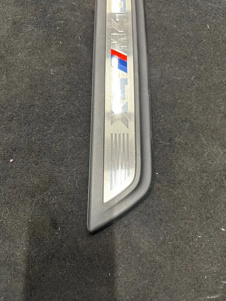 BMW X4 F26 (2014 - 2017) 7354251 Внутренняя отделка переднего порога — фото 1