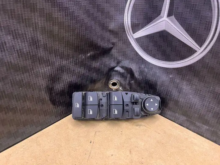 BMW 5 F10 F11 (2009 - 2016) 9241955 Блок кнопок стеклоподъемников — фото 2