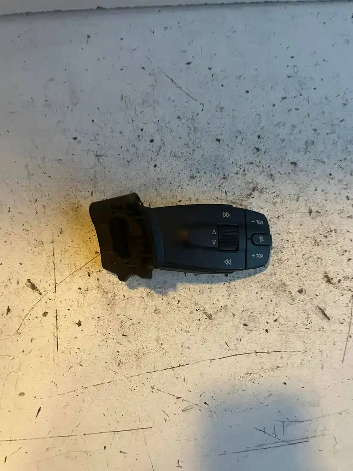 Seat Ibiza IV (6J,6P) (2008 - 2017) 5J0959849 Мултифункционный включатель управления / ручка — фото 2