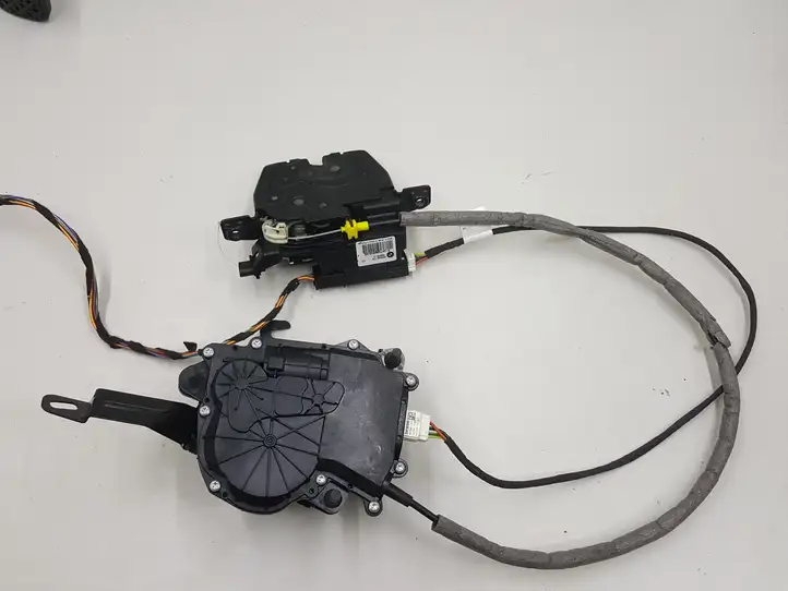 BMW 3 F30 F35 F31 (2012 - 2018) 5124726951605 Электропривод крышки багажника — фото 2
