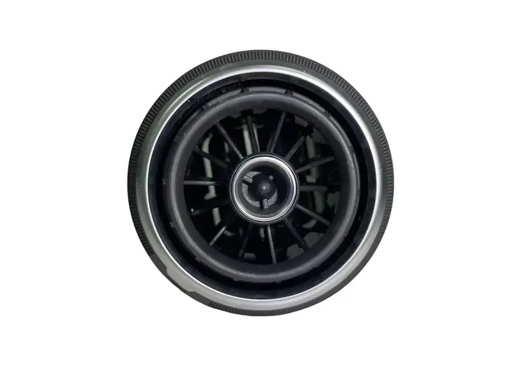 Audi A3/S3 8V (2012 - 2016) 8V0820901B Боковой воздушный дефлектор — фото 1