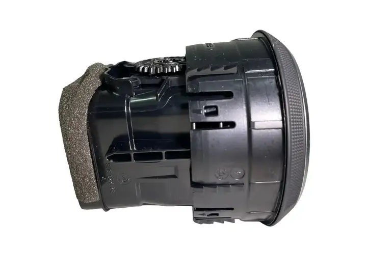 Audi A3/S3 8V (2012 - 2016) 8V0820901B Боковой воздушный дефлектор — фото 4