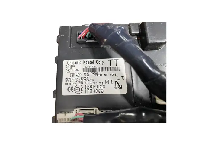 Nissan Leaf I (ZE0) (2010 - 2017) 284B13NE0A Модуль комфорта — фото 5