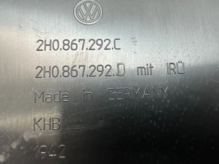 Volkswagen Amarok (2016 - 2023) 2H0867292D Нижняя обшивка стойки B — фото 5