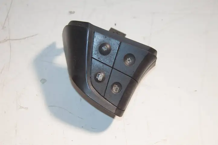 Mercedes-Benz ML W164 (2005 - 2011) A2518210251 Кнопки на рулевом колесе — фото 9