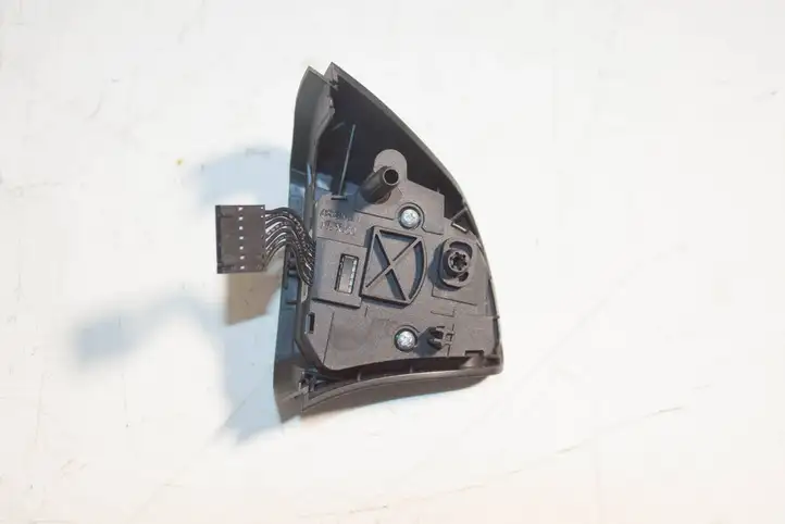 Mercedes-Benz ML W164 (2005 - 2011) A2518210251 Кнопки на рулевом колесе — фото 10