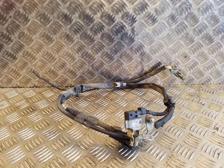 Subaru Outback (BS) (2014 - 2019) 29182AA011 Плюсовой провод аккумулятора — фото 1