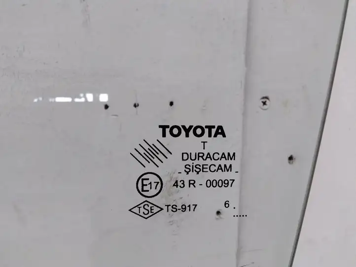 Toyota Corolla Verso AR10 (2004 - 2009) Стекло передней двери — фото 2