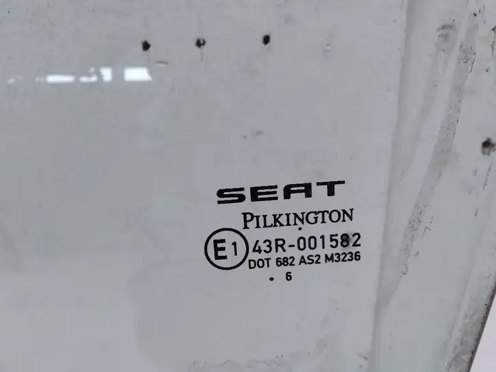 Seat Leon (1P) (2005 - 2012)   Основное стекло передних дверей (четырехдверного автомобиля)