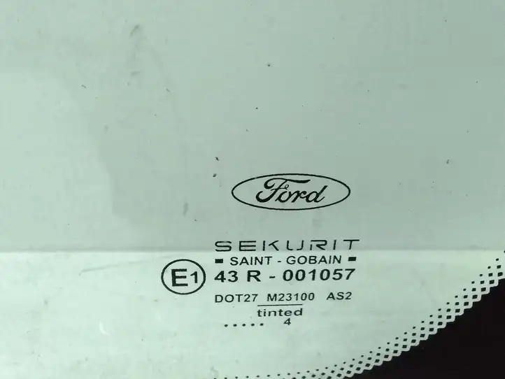Ford Focus (1998 - 2004) Заднее боковое стекло — фото 3