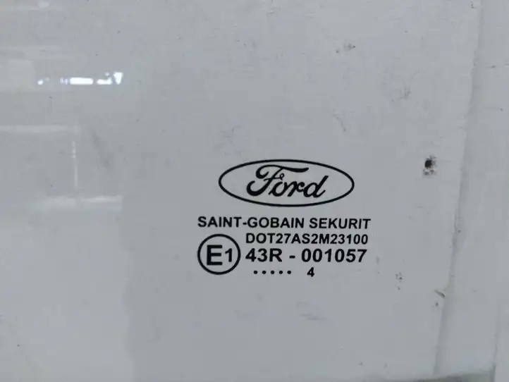 Ford Focus C-MAX (2003 - 2010) Стекло задней двери — фото 2
