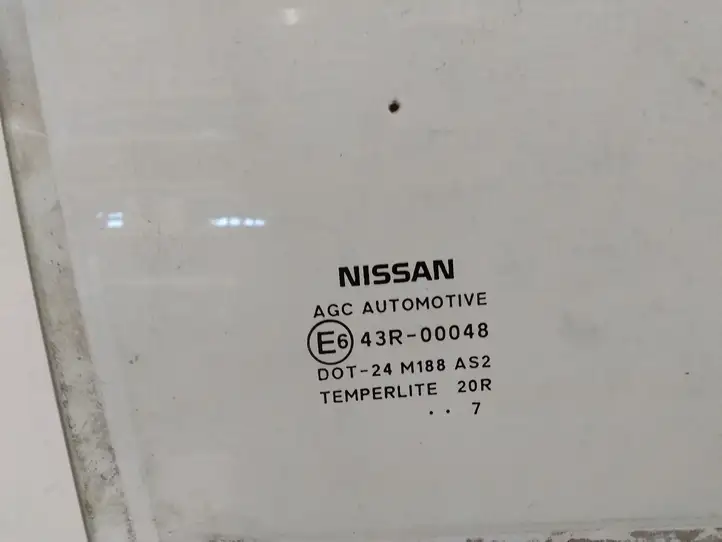 Nissan Qashqai (2006 - 2010) Стекло задней двери — фото 2