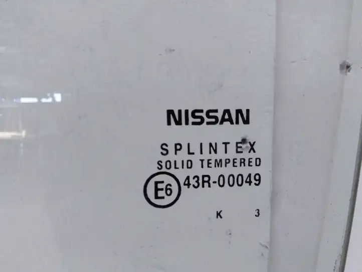 Nissan Primera (2001 - 2008) Стекло задней двери — фото 2