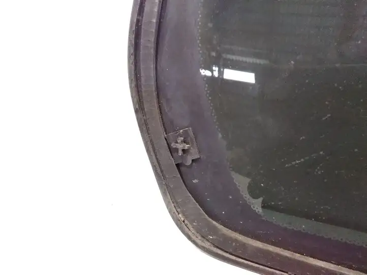(1999 - 2004) Заднее боковое стекло — фото 4