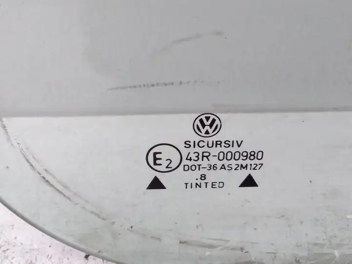 Volkswagen Golf IV (1998 - 2005) Форточка двери — фото 2