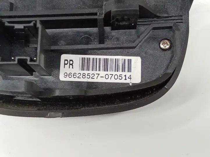 Chevrolet Captiva (2006 - 2011) 96628527 Кнопки на рулевом колесе — фото 4