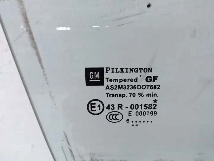 Opel Astra (2004 - 2009)   Основное стекло задних дверей