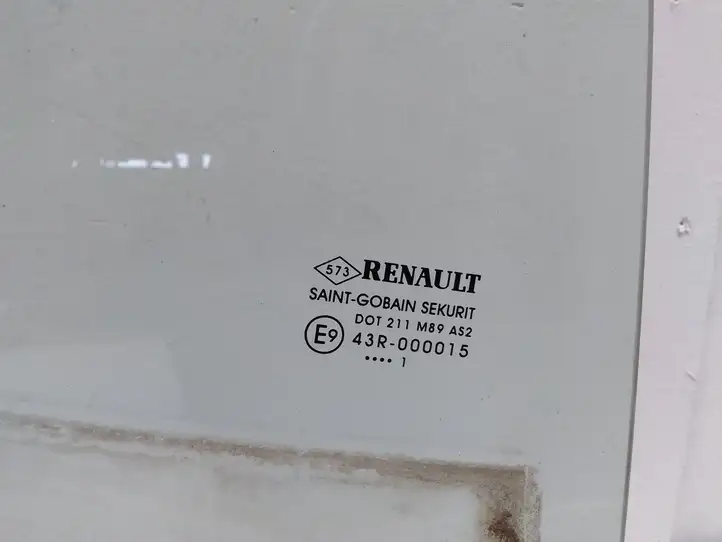 Renault Megane III (2009 - 2016) Стекло задней двери — фото 2