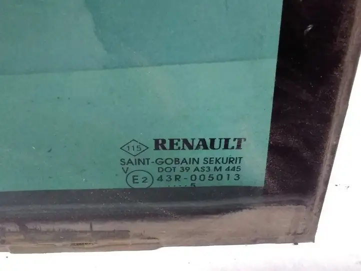 Renault Espace - Grand espace IV (2004 - 2014) Форточка двери — фото 4