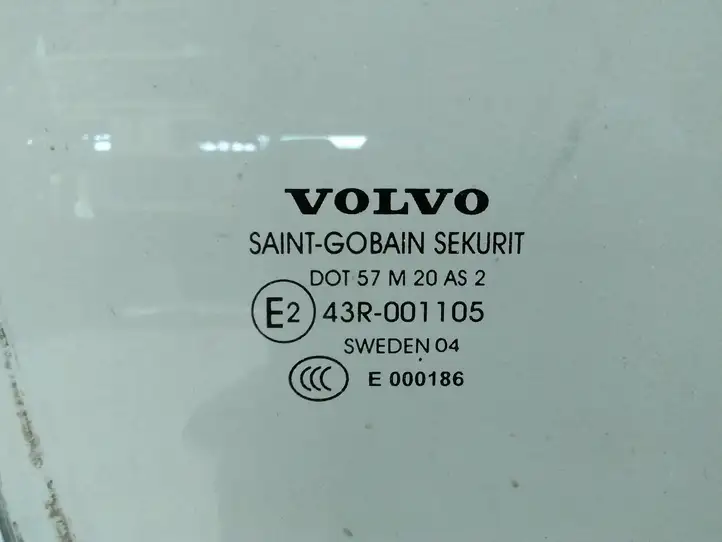 Volvo V70 (2004 - 2007) Стекло задней двери — фото 2