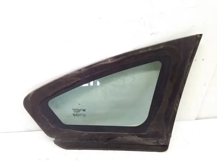Dodge Caliber (2006 - 2012) Заднее боковое стекло — фото 2