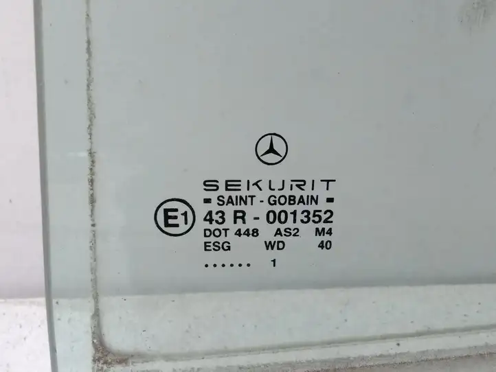 Mercedes-Benz A W168 (1997 - 2004) Стекло задней двери — фото 2