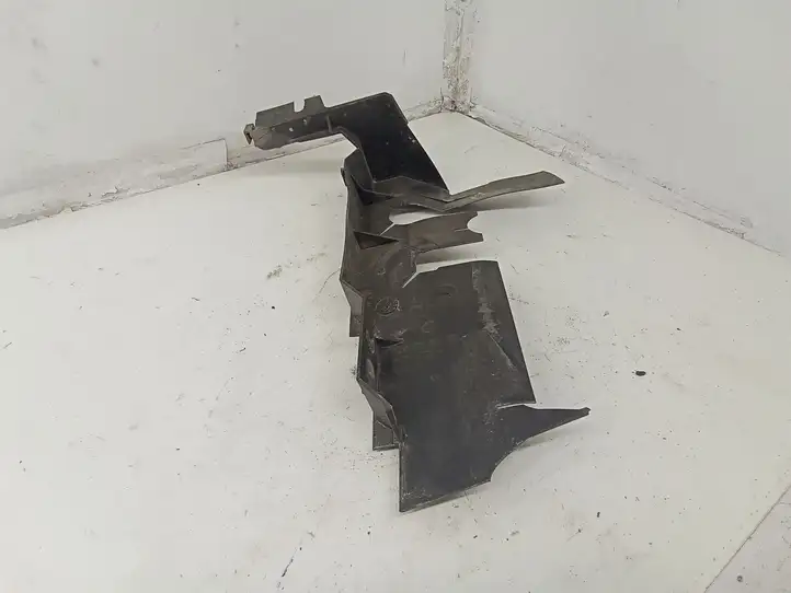 Skoda Octavia Mk2 (1Z) (2004 - 2013)  1Z0121284B Устройство (устройства) для отвода воздуха