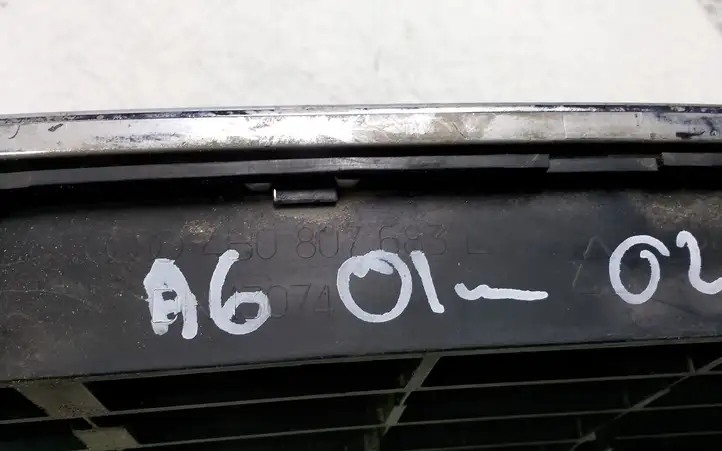 Audi A6 S6 C5 4B (1997 - 2001) 4B0807683L Нижняя решетка переднего бампера — фото 3