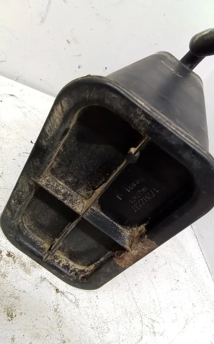 Volvo XC90 (2002 - 2006) 17202237 Угольный фильтр — фото 3
