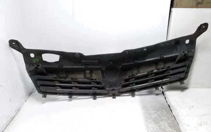 Opel Astra H (2004 - 2009) 13225788 Передняя решетка — фото 2