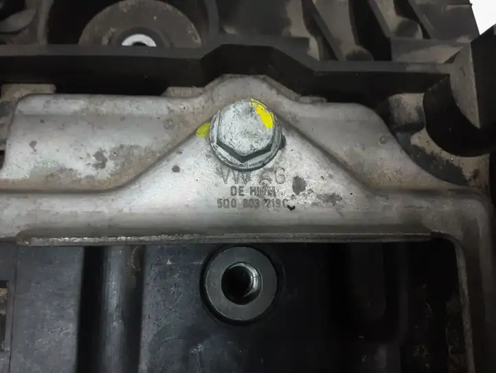 Seat Ateca (2016 - ) 5Q0915331K Площадка аккумулятора — фото 4