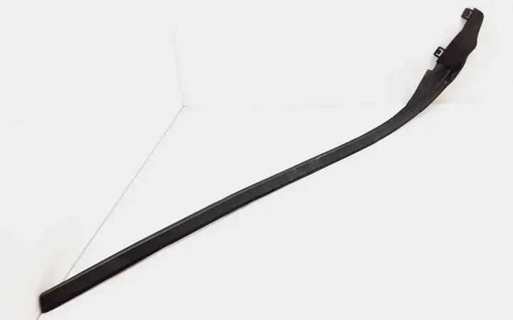 Volvo S60 (2010 - 2013) 30753986 Накладка стоек лобового стекла — фото 1